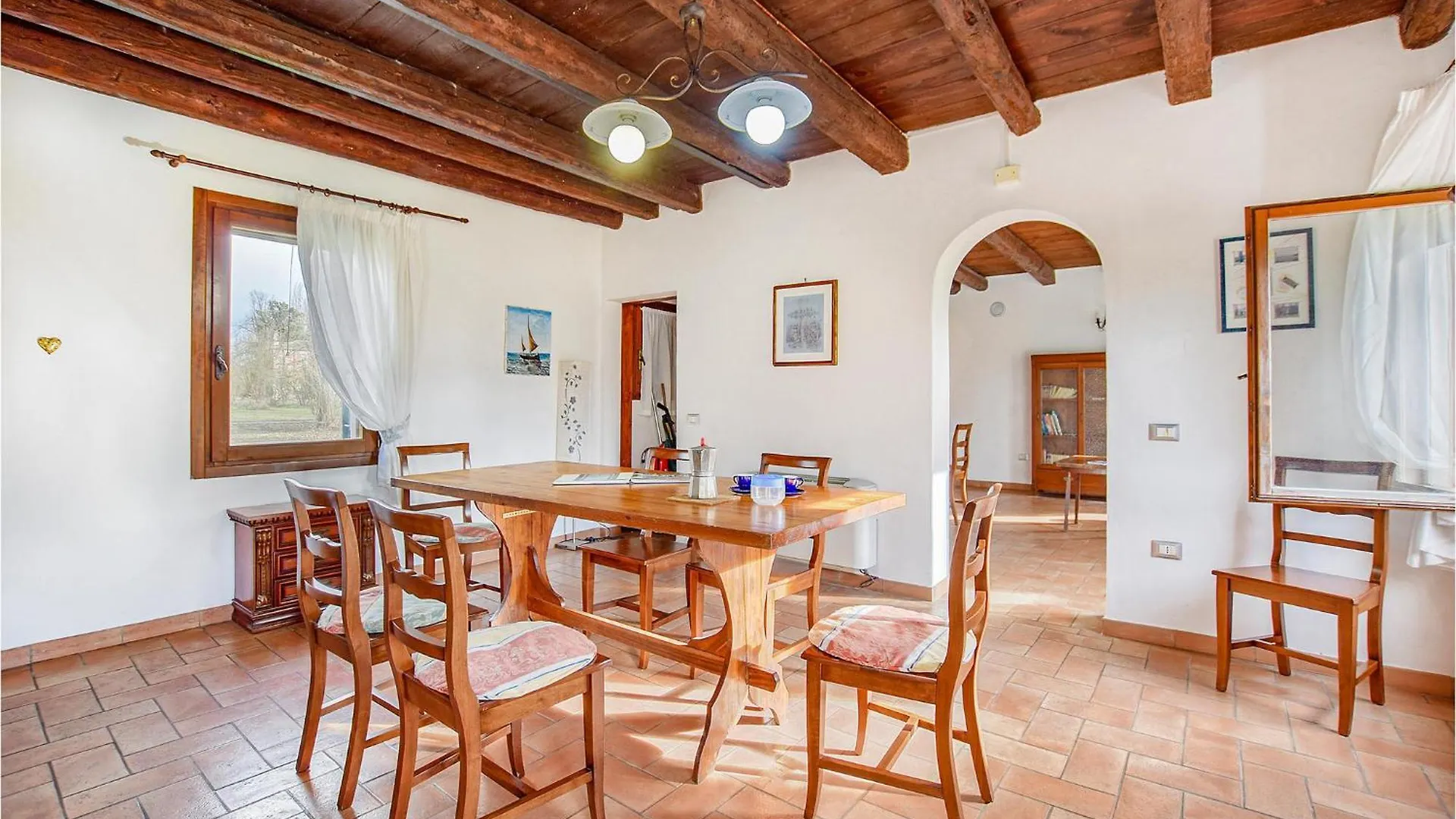 度假居 2 Bedroom Awesome Home In Taglio Di Po Ro 维罗港